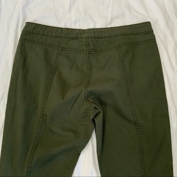 Nine West Vintage America Jeans Jegging Jeans Army Green
Size 10/29 - Picture 13 of 13